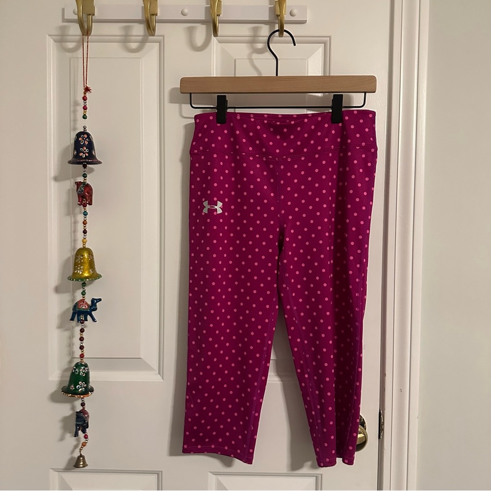 Under Armour Girls Pink Polka Dot Capri Leggings Large